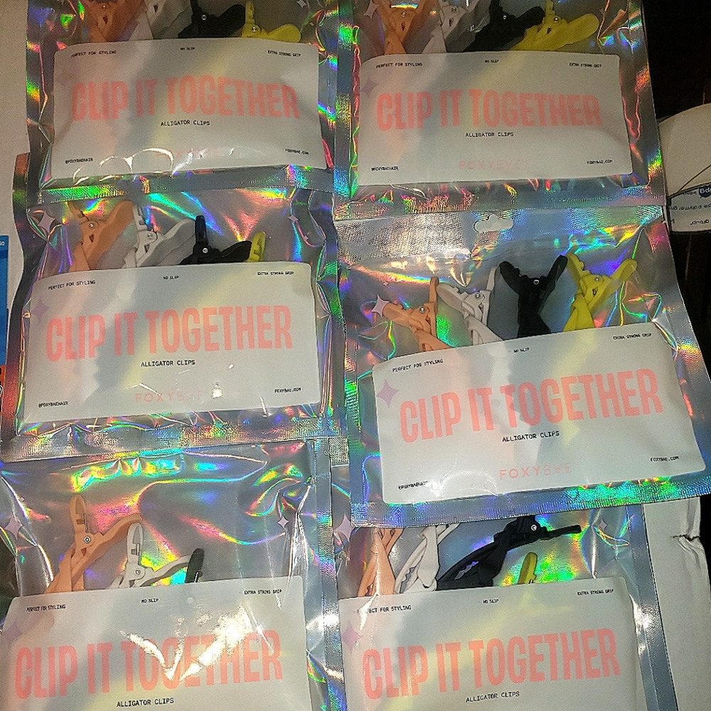 Foxybae alligator clips